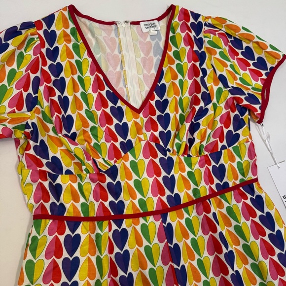 NWT Unique Vintage Rainbow Hearts Romper, Women's size 1X (16) - Picture 2 of 12